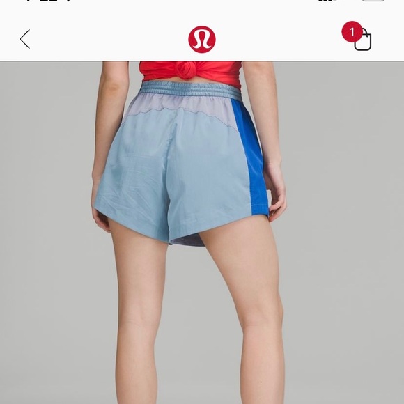 Lululemon evergreen short size 8 - Picture 2 of 3